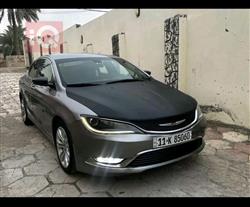 Chrysler 200
